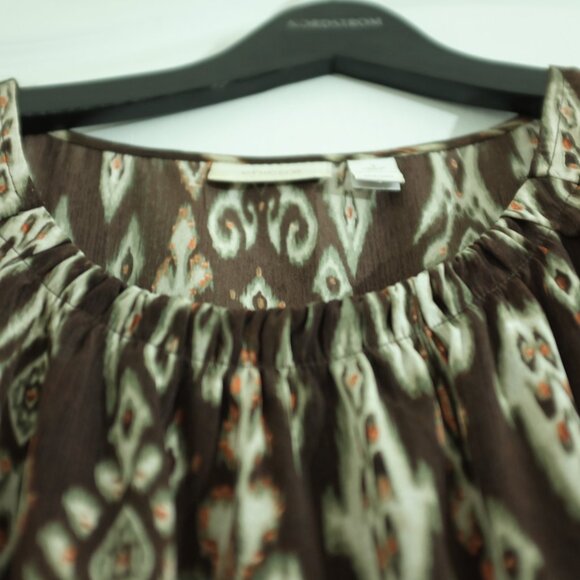 COPY - Chico's Geometric Tank Top sleeveless blouse size 1 or M - Picture 3 of 7